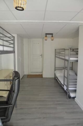 Le dortoir comprenant 4 couchages Le dortoir comprenant 4 couchages