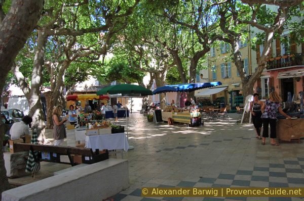 Le marché de Collobrières